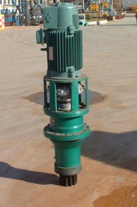 slewing mechanism